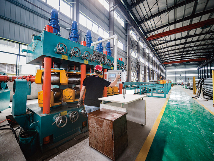 多滾矯直機(jī)